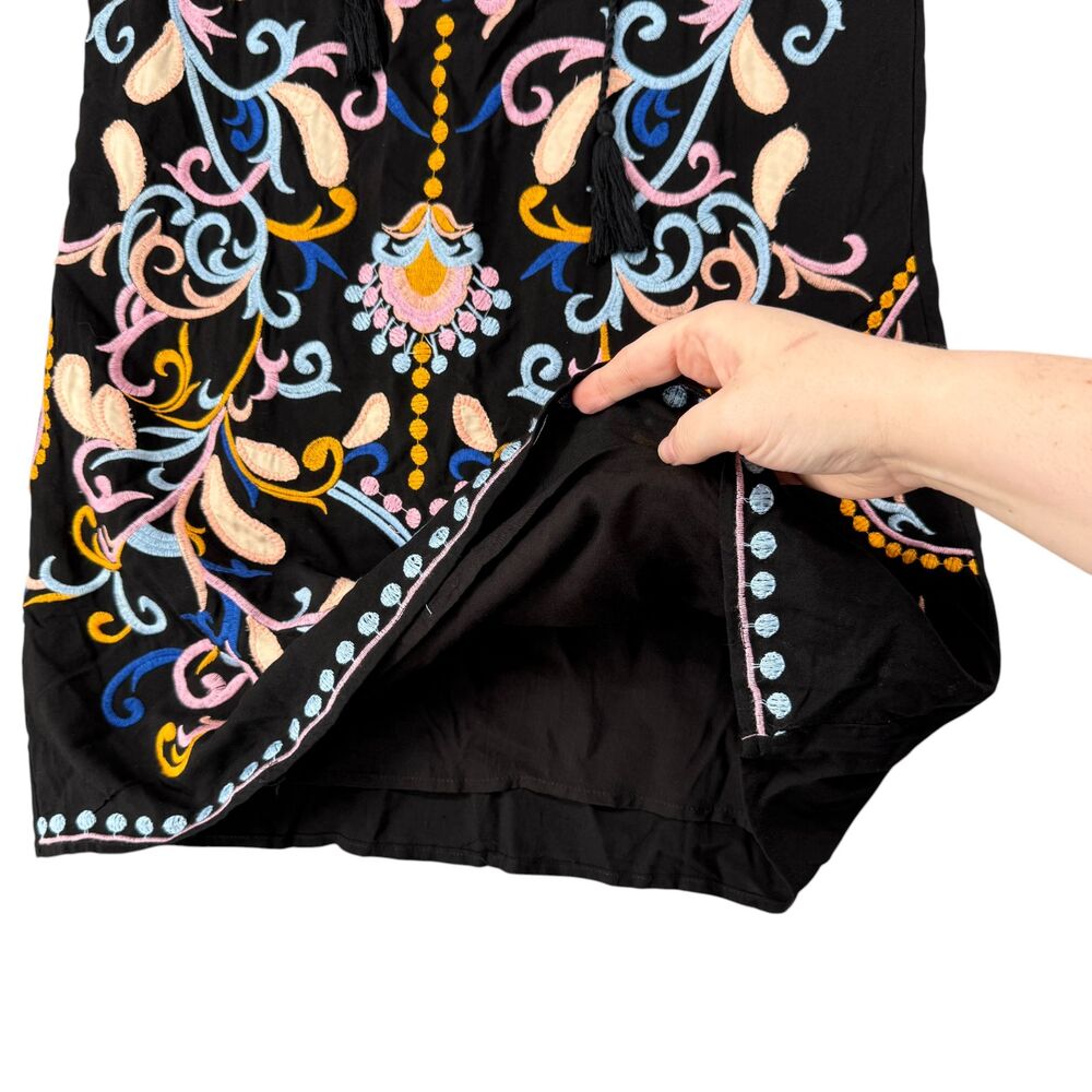 Skies Are Blue Dress Women Small Black Embroidered Boho Lace Up Tassel Shift EUC - Picture 6 of 9